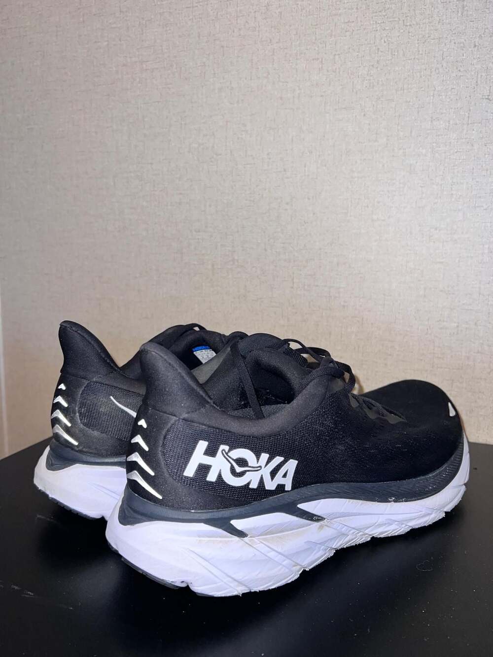 HOKA One One Clifton 8 Wide Black White Men's Running Shoes Size 13 2E - Picture 2 of 11